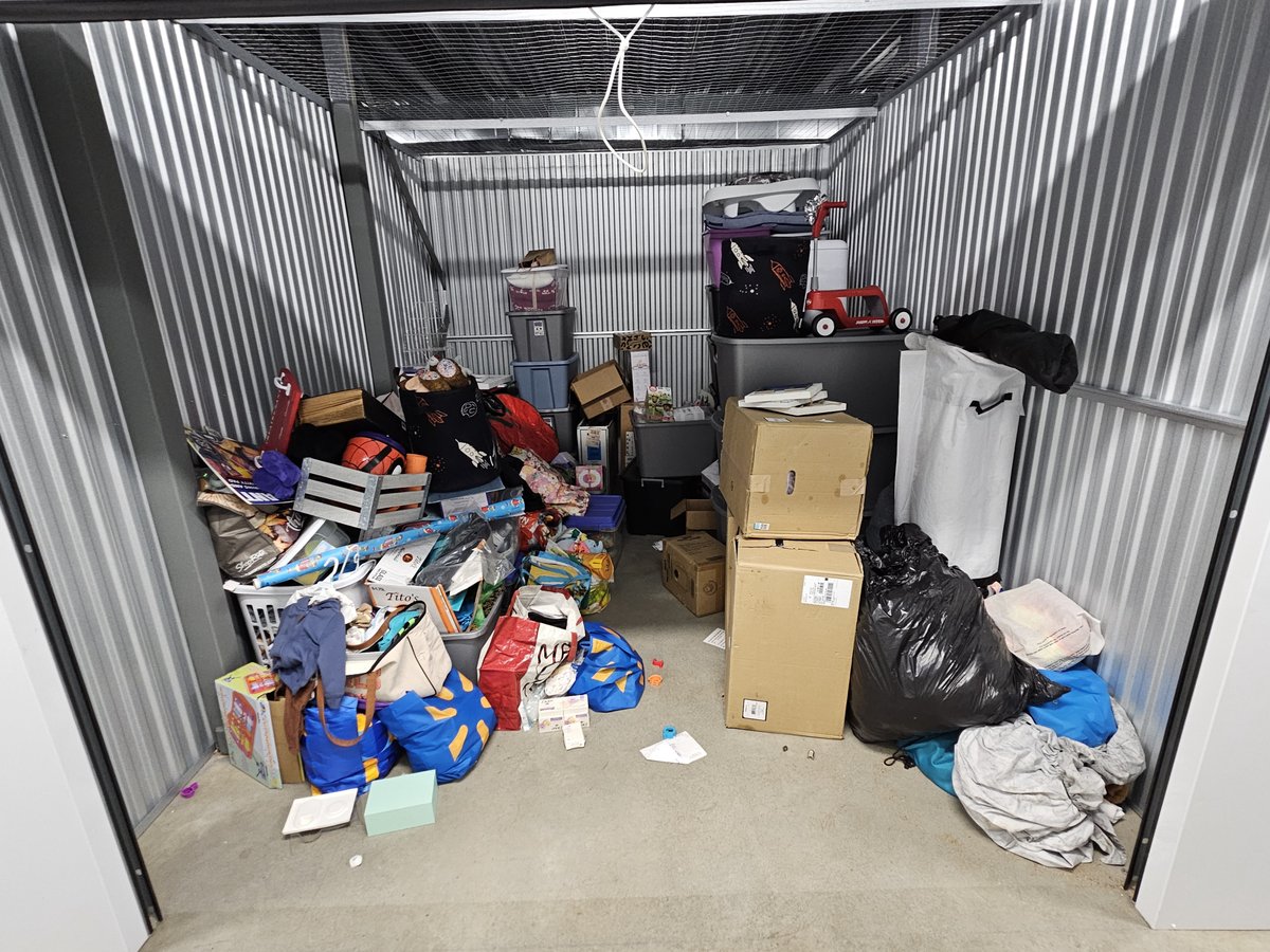 10 x 13 storage unit in Toms River, NJ