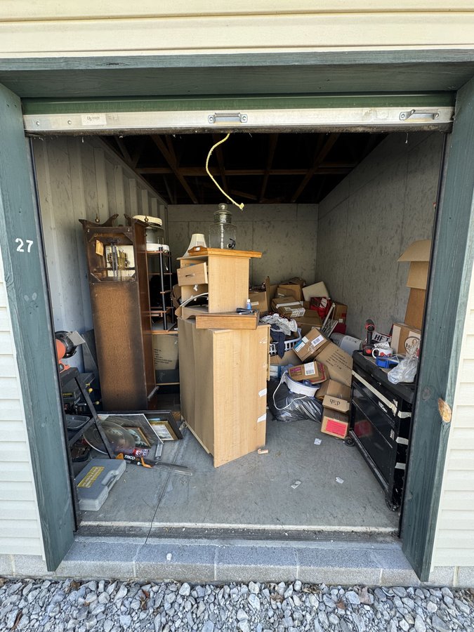 10 x 12 storage unit in Ravenna, OH