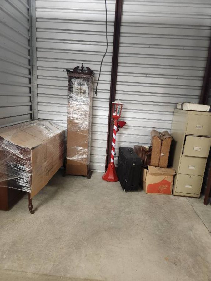 7 x 10 storage unit in Dallas, TX