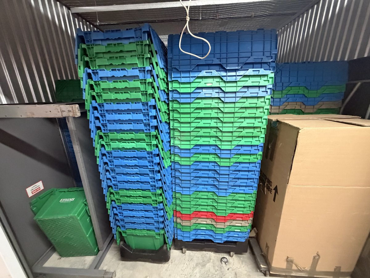 10 x 16 storage unit in Long Island City, NY
