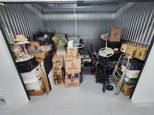 10 x 8 unit in Franklin
