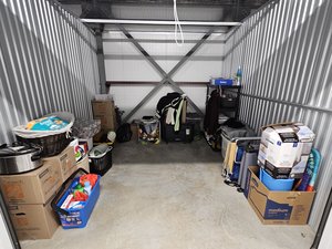 10 x 10 unit in Toms River