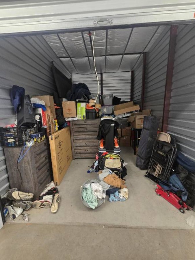 10 x 15 storage unit in Dallas, TX