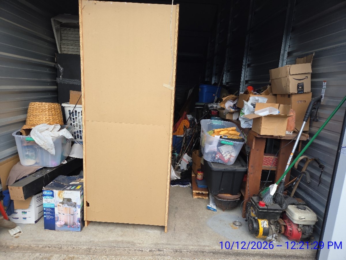 10 x 30 storage unit in Frankfort, IN