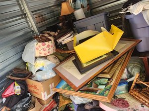 10 x 10 storage unit in Woodbury Heights, NJ