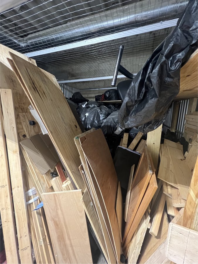 10 x 15 storage unit in Chicago, IL