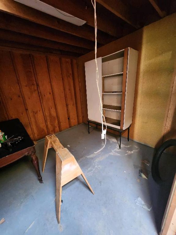 10 x 10 storage unit in San Marcos, CA