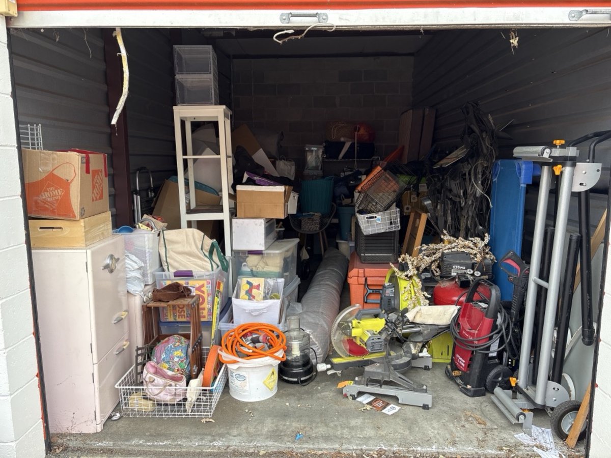 10 x 20 storage unit in Brick, NJ