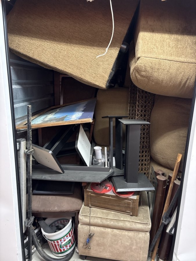 5 x 10 storage unit in Brick, NJ