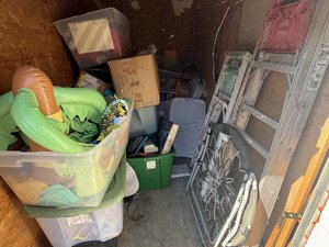 5 x 10 unit in South Gate