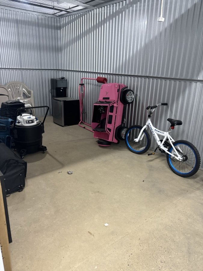 10 x 15 storage unit in Philadelphia, PA