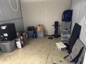 10 x 10 storage unit in Glen Burnie, MD