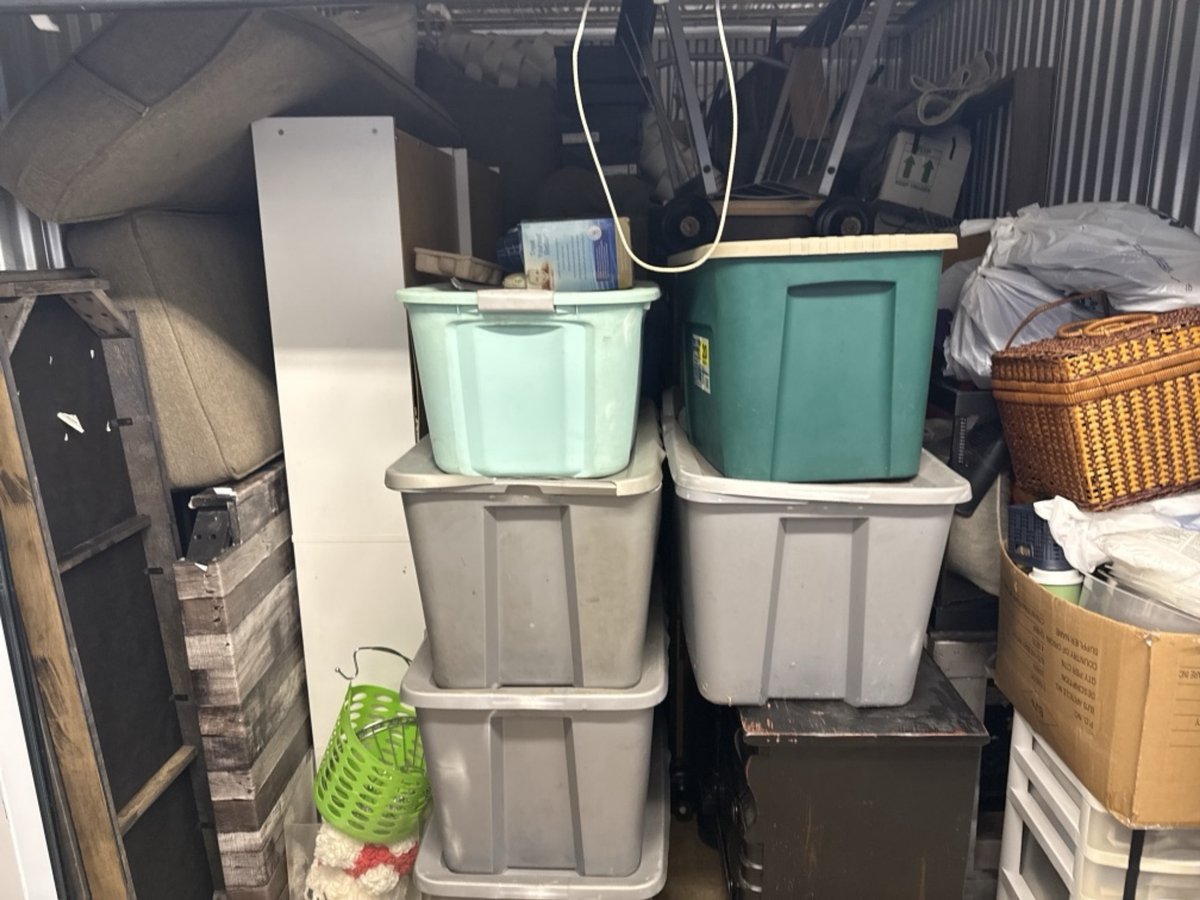 7 x 10 storage unit in Glen Burnie, MD