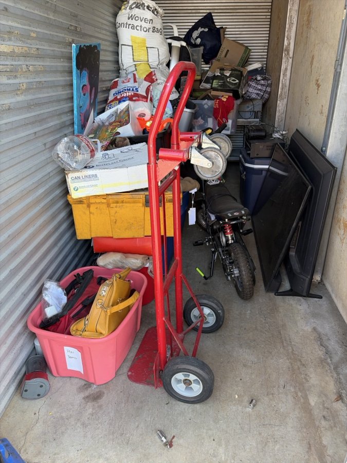 5 x 15 storage unit in Memphis, TN