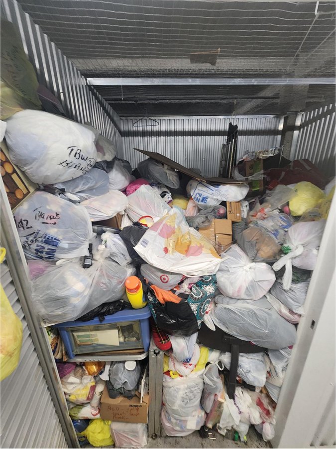 10 x 10 storage unit in Yonkers, NY