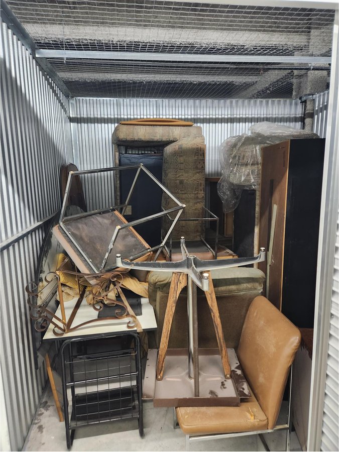10 x 10 storage unit in Yonkers, NY