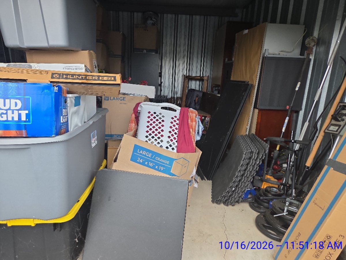 10 x 15 storage unit in Salem, IN