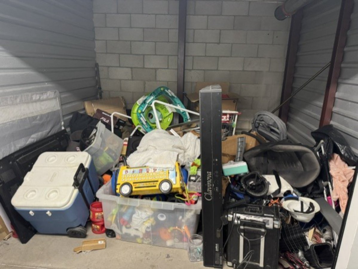 10 x 10 storage unit in Las Vegas, NV