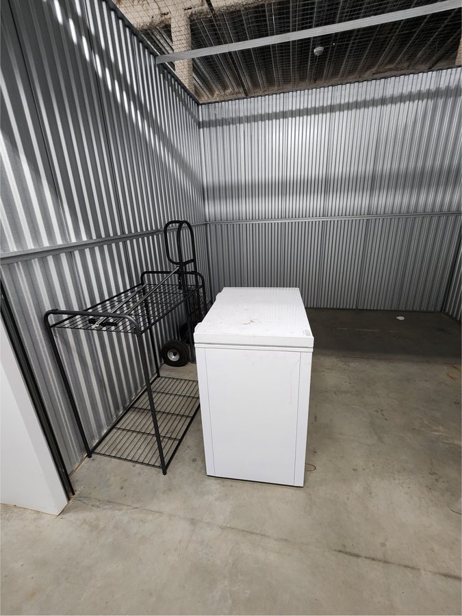 10 x 10 storage unit in Atlanta, GA