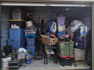 10 x 10 unit in Stanfield