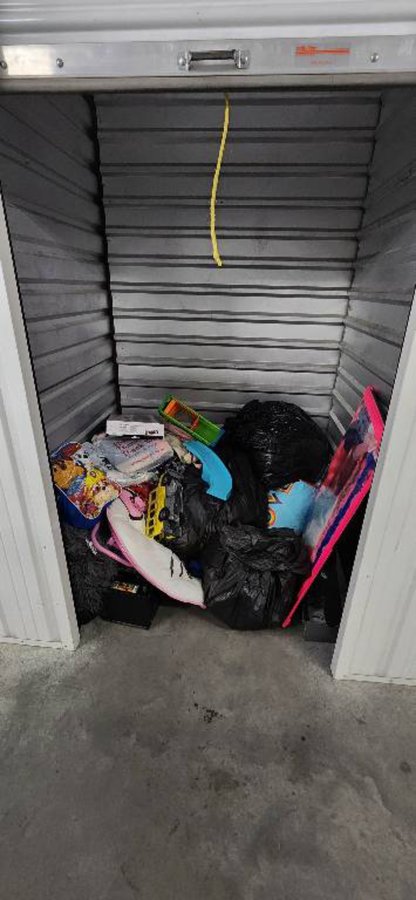 5 x 5 storage unit in Henderson, NV