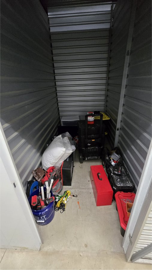 5 x 10 storage unit in Bayville, NJ