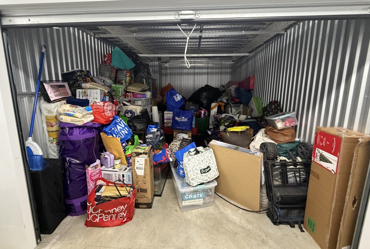 10 x 15 storage unit in New York, NY