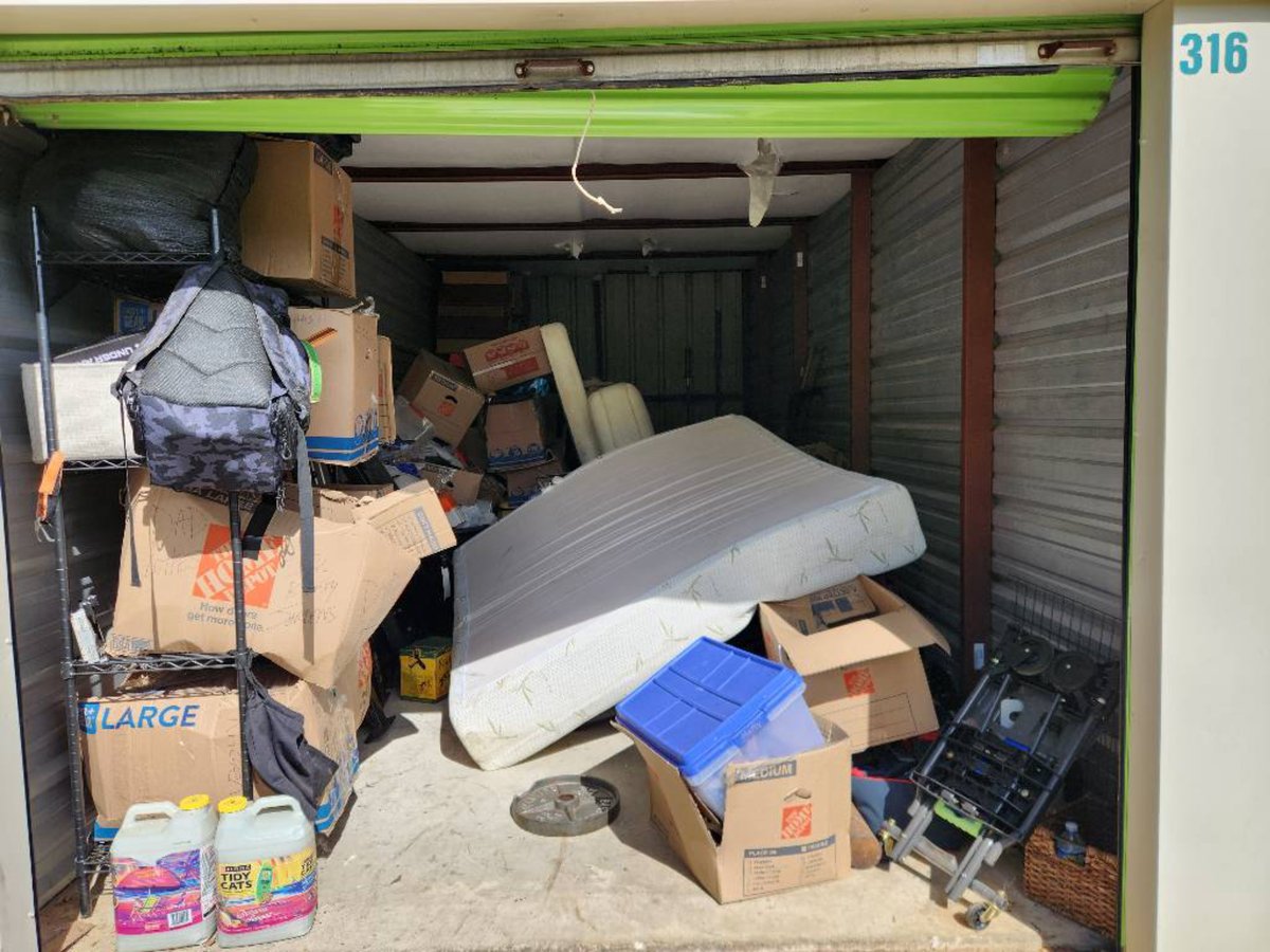 10 x 25 storage unit in Auburn, AL