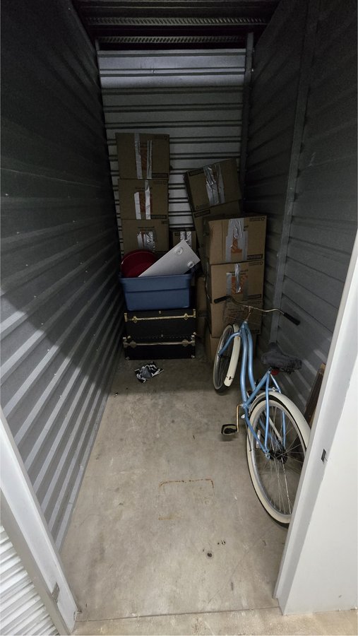5 x 10 storage unit in Bayville, NJ