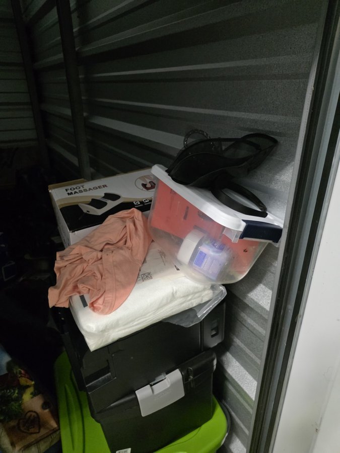 5 x 10 storage unit in Temple Hills, MD