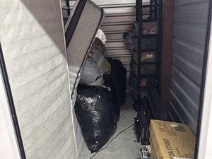 5 x 10 unit in Baltimore