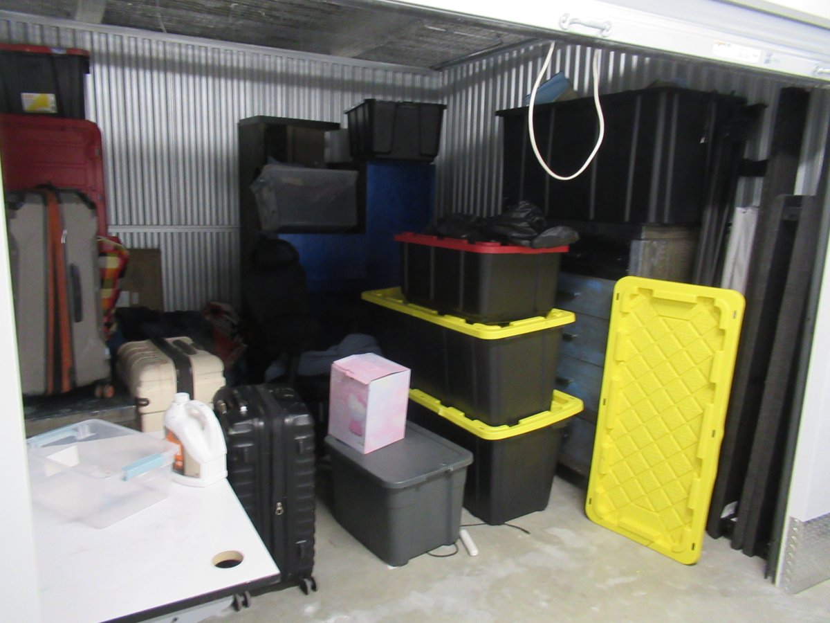 10 x 11 storage unit in New York, NY