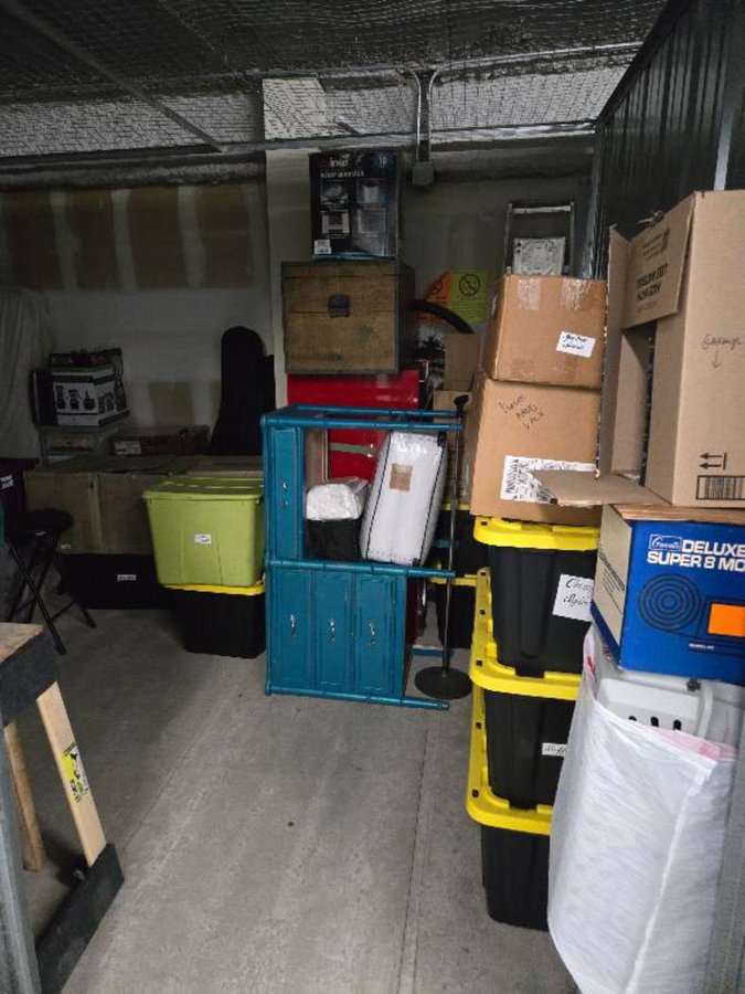 10 x 20 storage unit in Chicago, IL