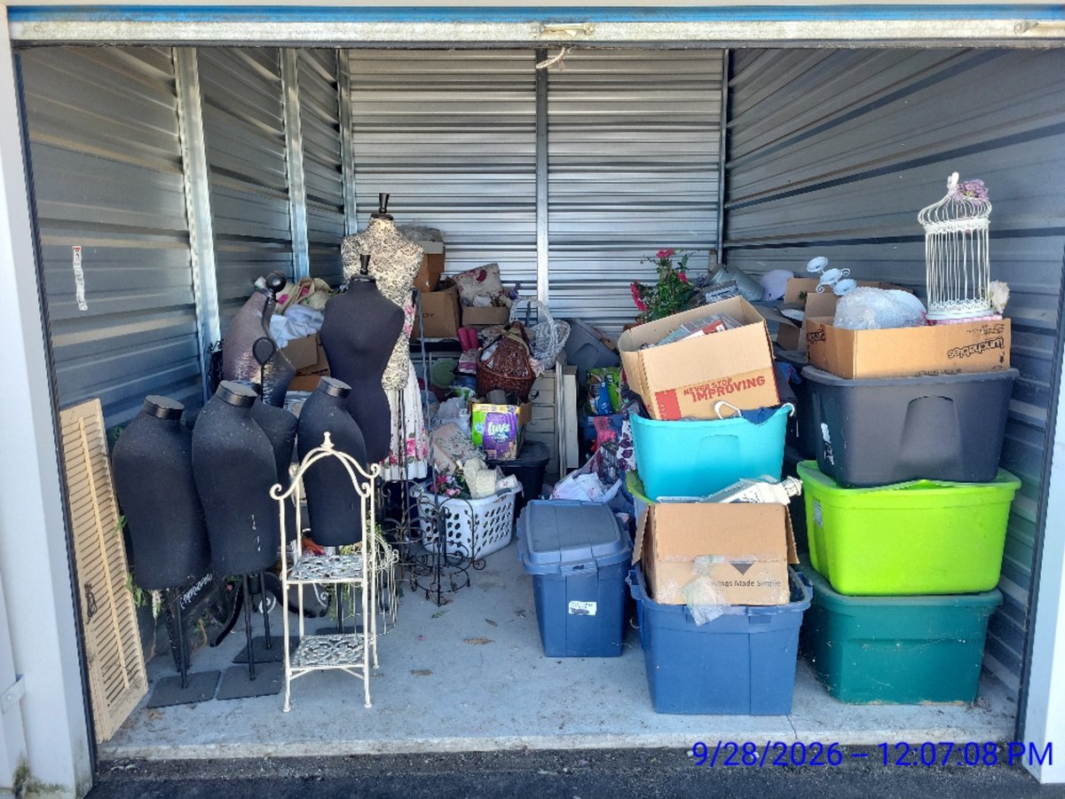 10 x 15 storage unit in Bethalto, IL