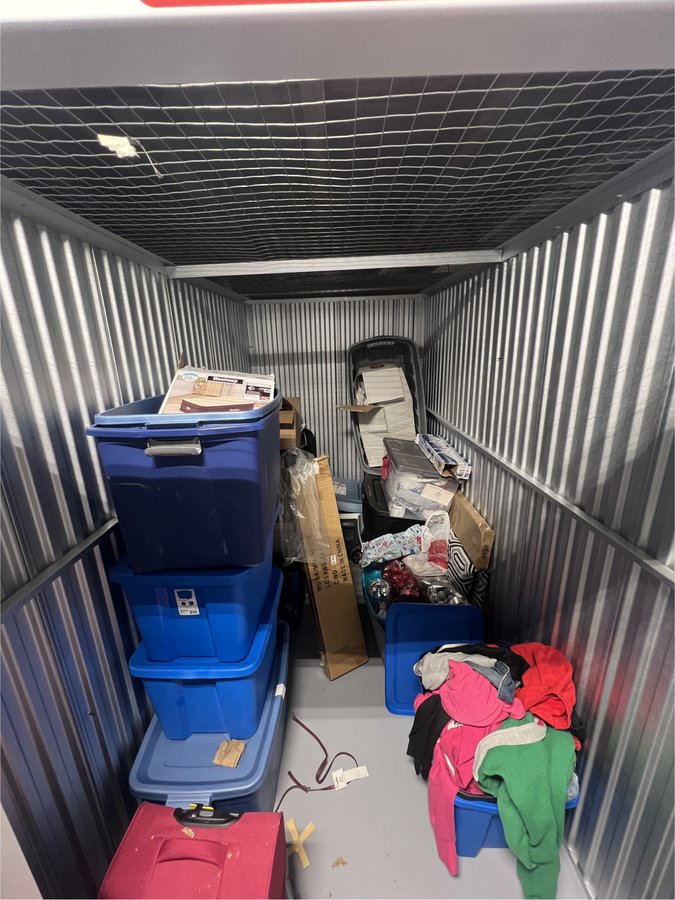5 x 10 storage unit in Chicago, IL