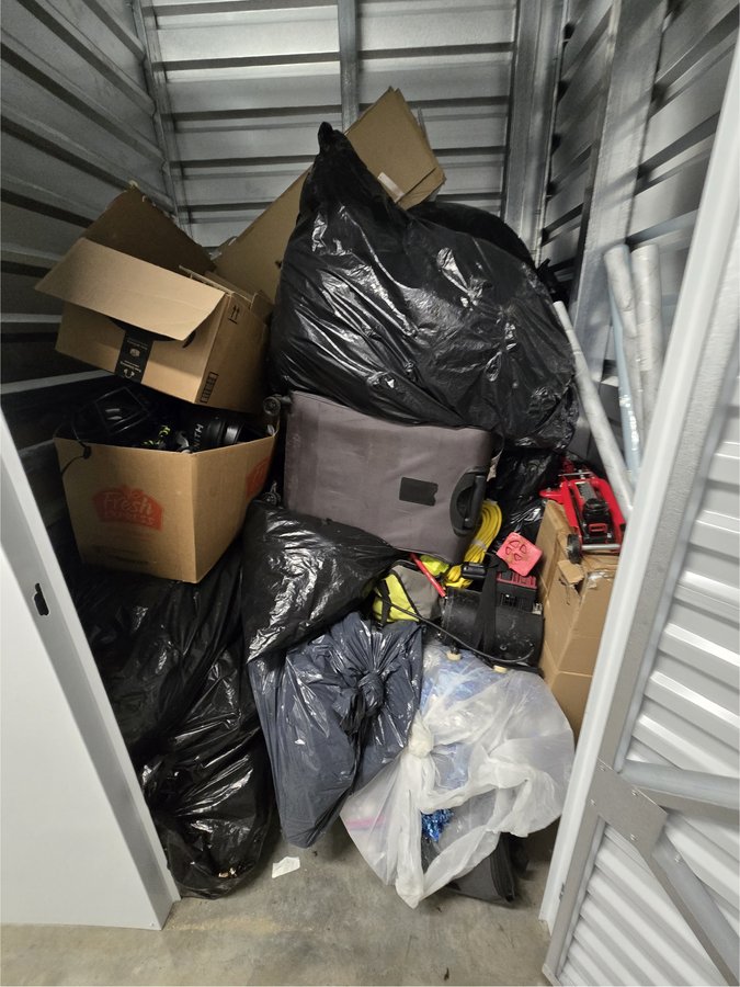 5 x 5 storage unit in Philadelphia, PA