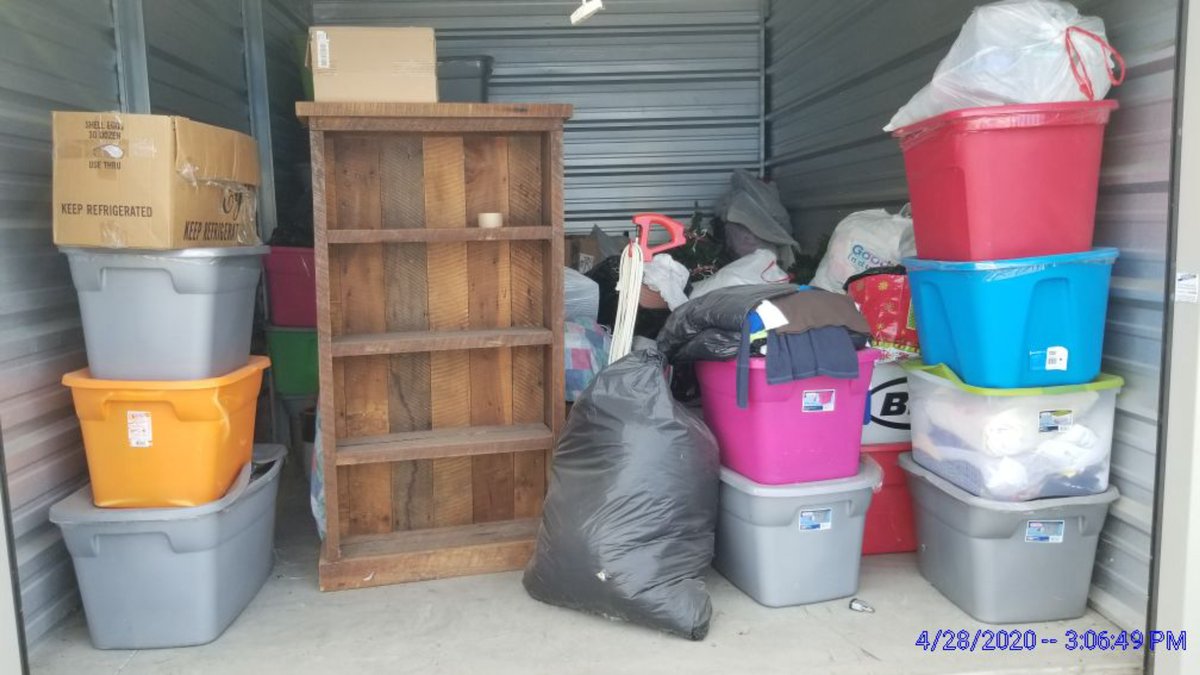 10 x 15 storage unit in Petersburg, IN