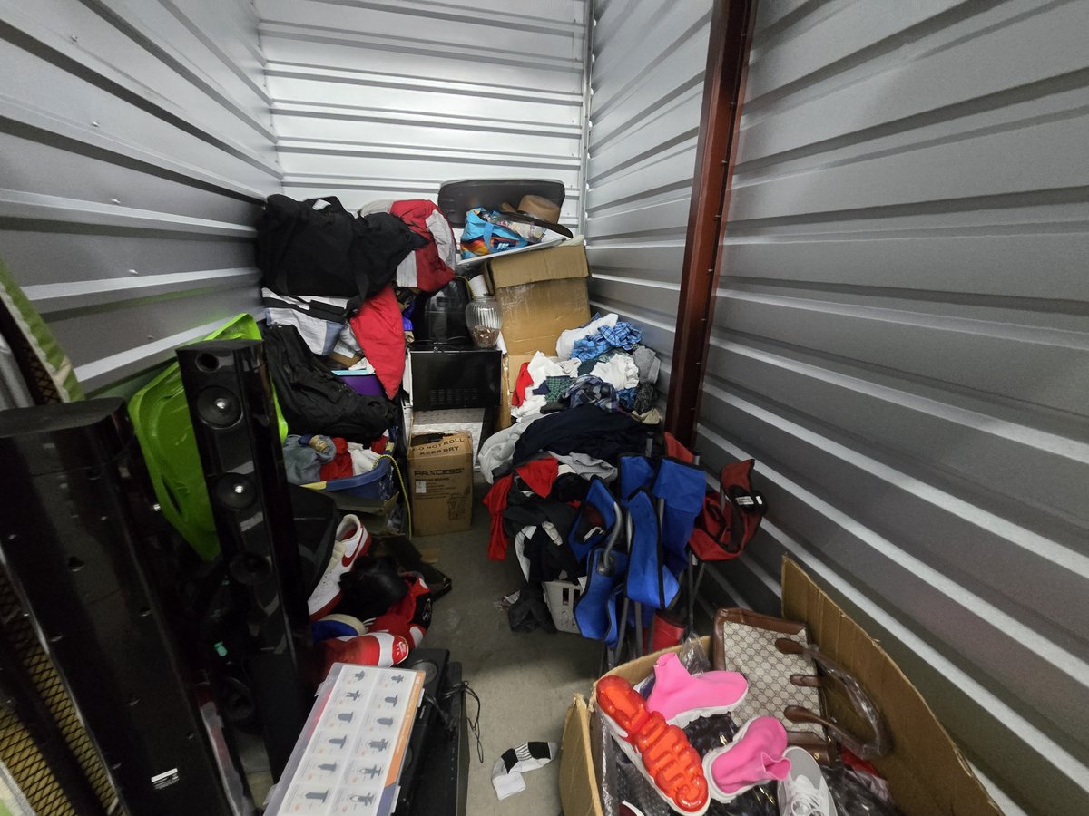 5 x 10 storage unit in Lithonia, GA
