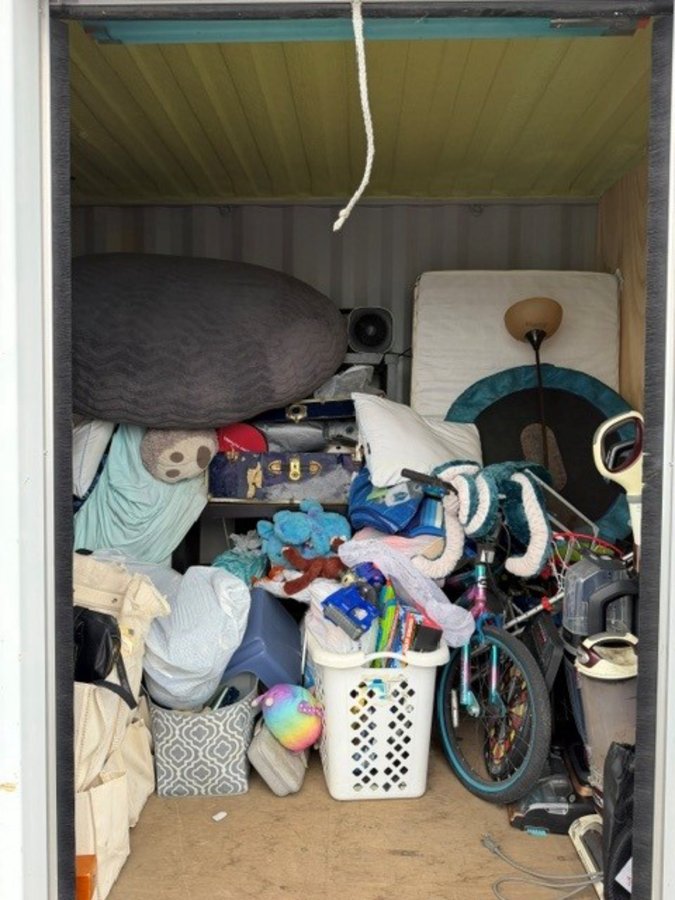 8 x 10 storage unit in Anchorage, AK