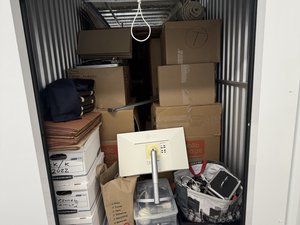 5 x 10 unit in New York