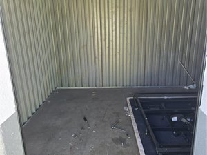 10 x 10 unit in Dallas