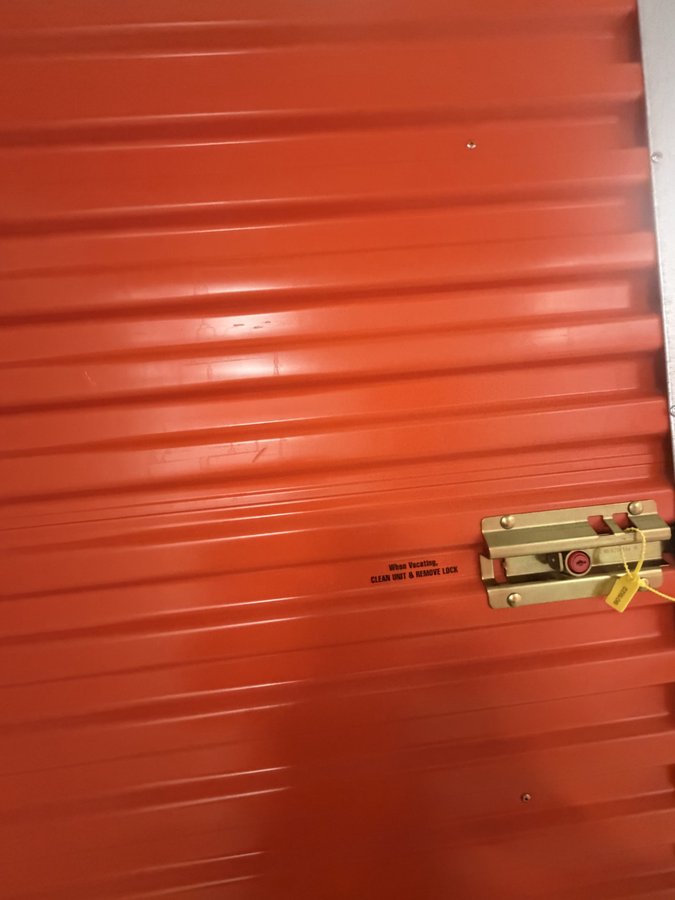 5 x 5 storage unit in Long Island City, NY