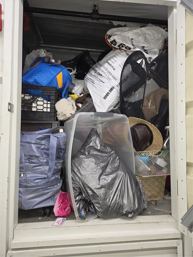 5 x 5 storage unit in Farmingdale, NY