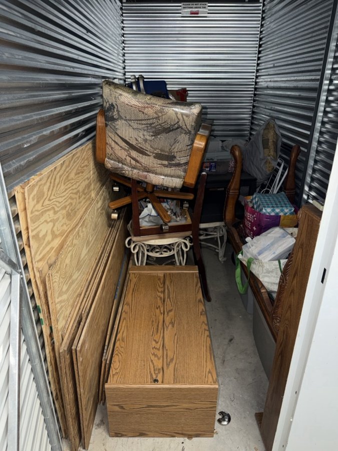 5 x 10 storage unit in Miami, FL