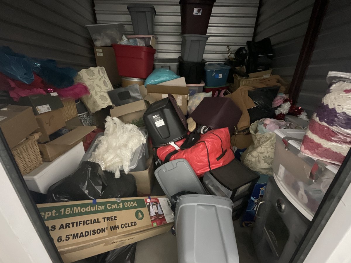10 x 10 storage unit in Las Vegas, NV