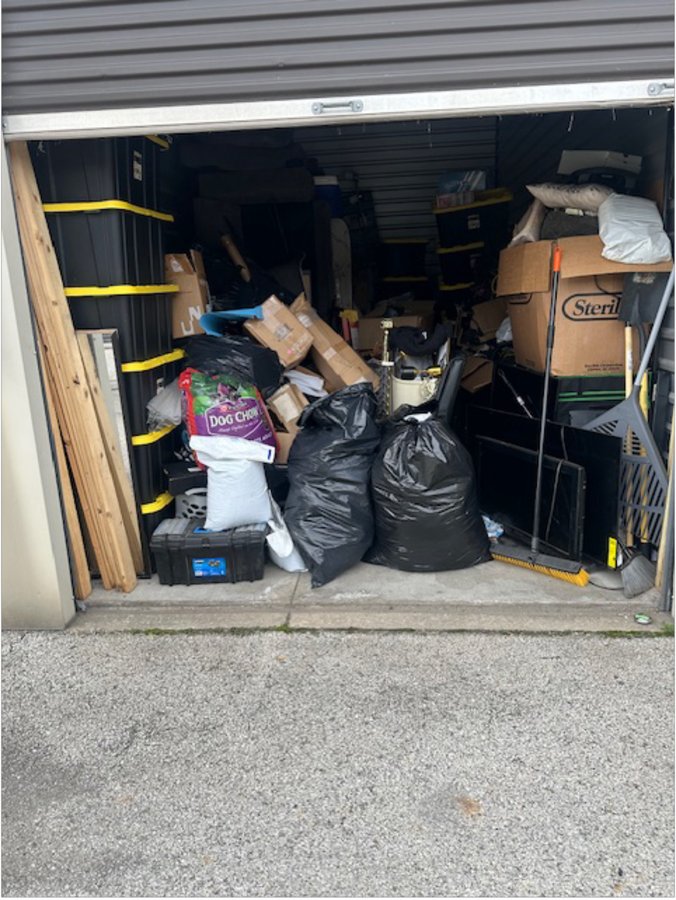 10 x 20 storage unit in South Chicago Heights, IL