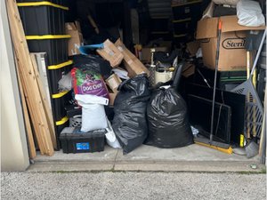 10 x 20 unit in South Chicago Heights