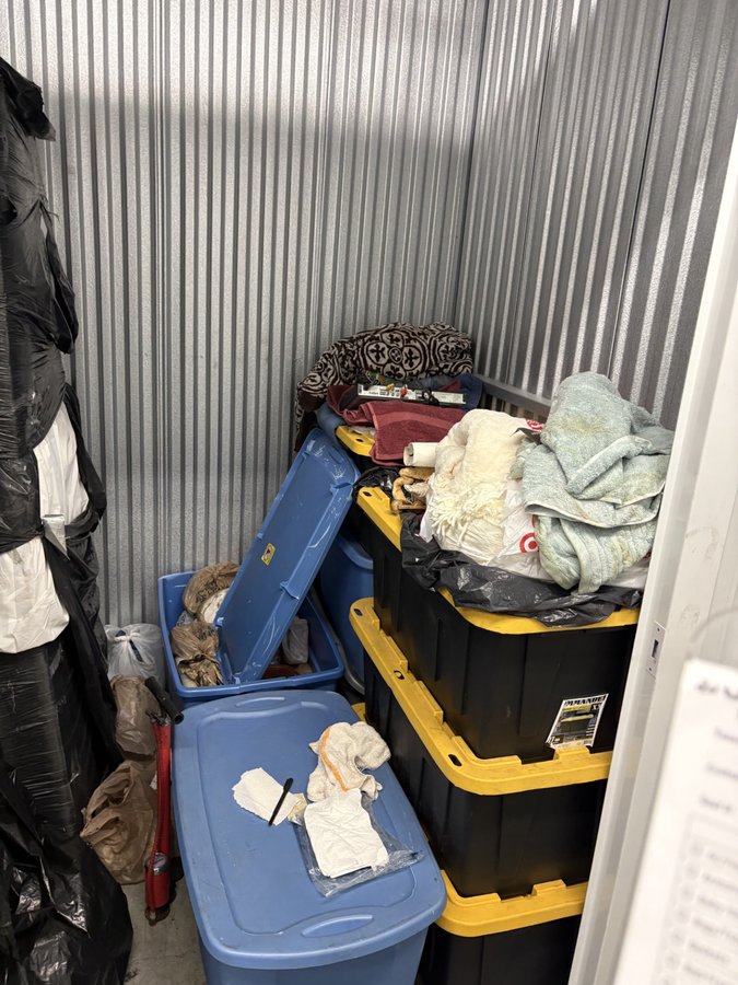 5 x 5 storage unit in Oakland Park, FL