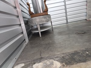 10 x 10 unit in Idaho Falls