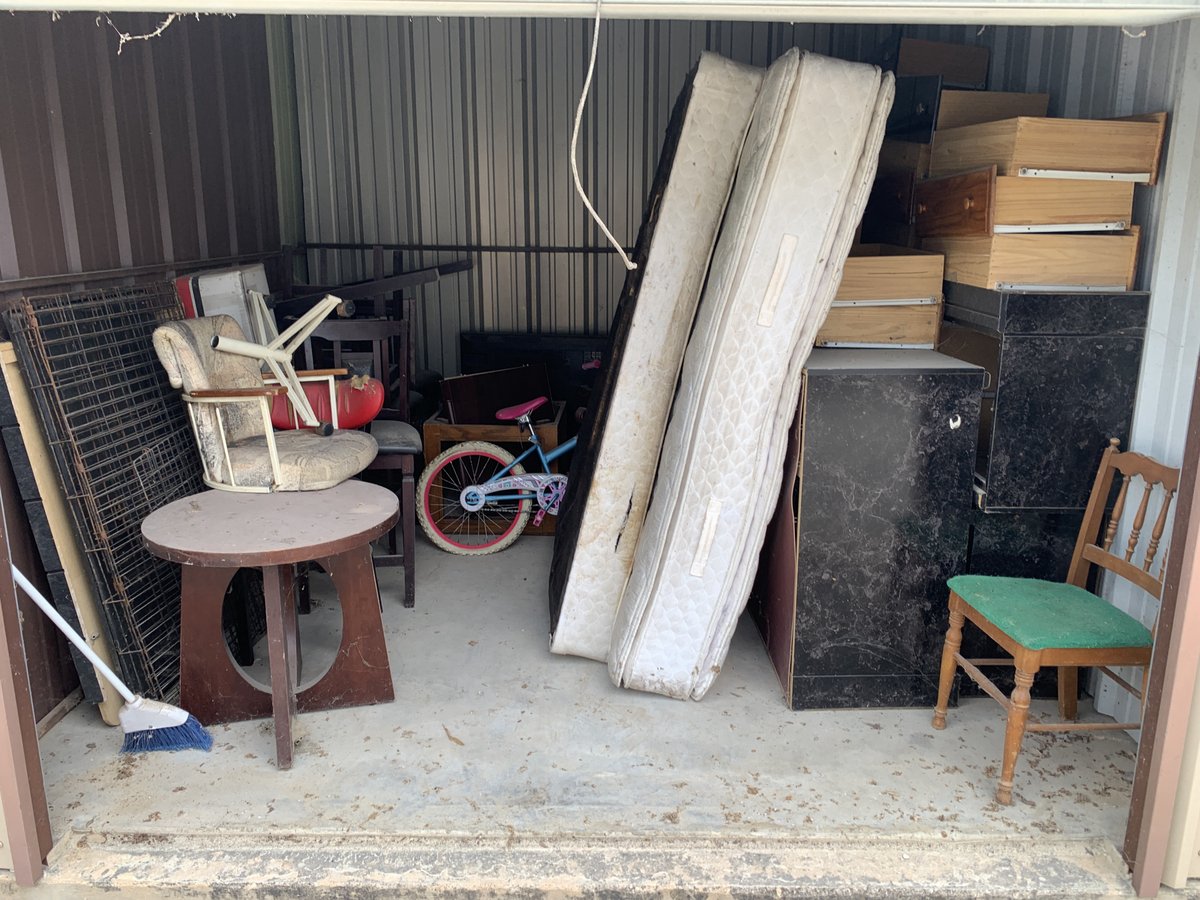10 x 10 storage unit in Hillsboro, TX